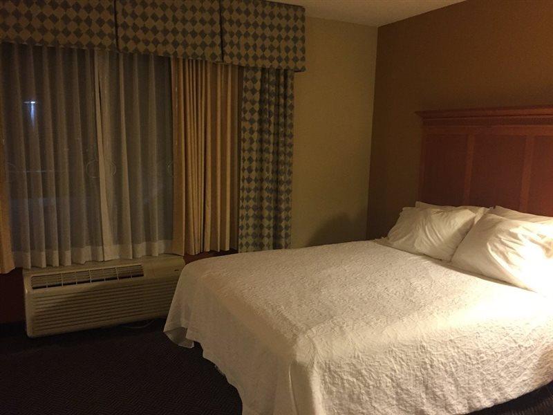 Hampton Inn Gretna - Smith Mountain Lake Exterior photo