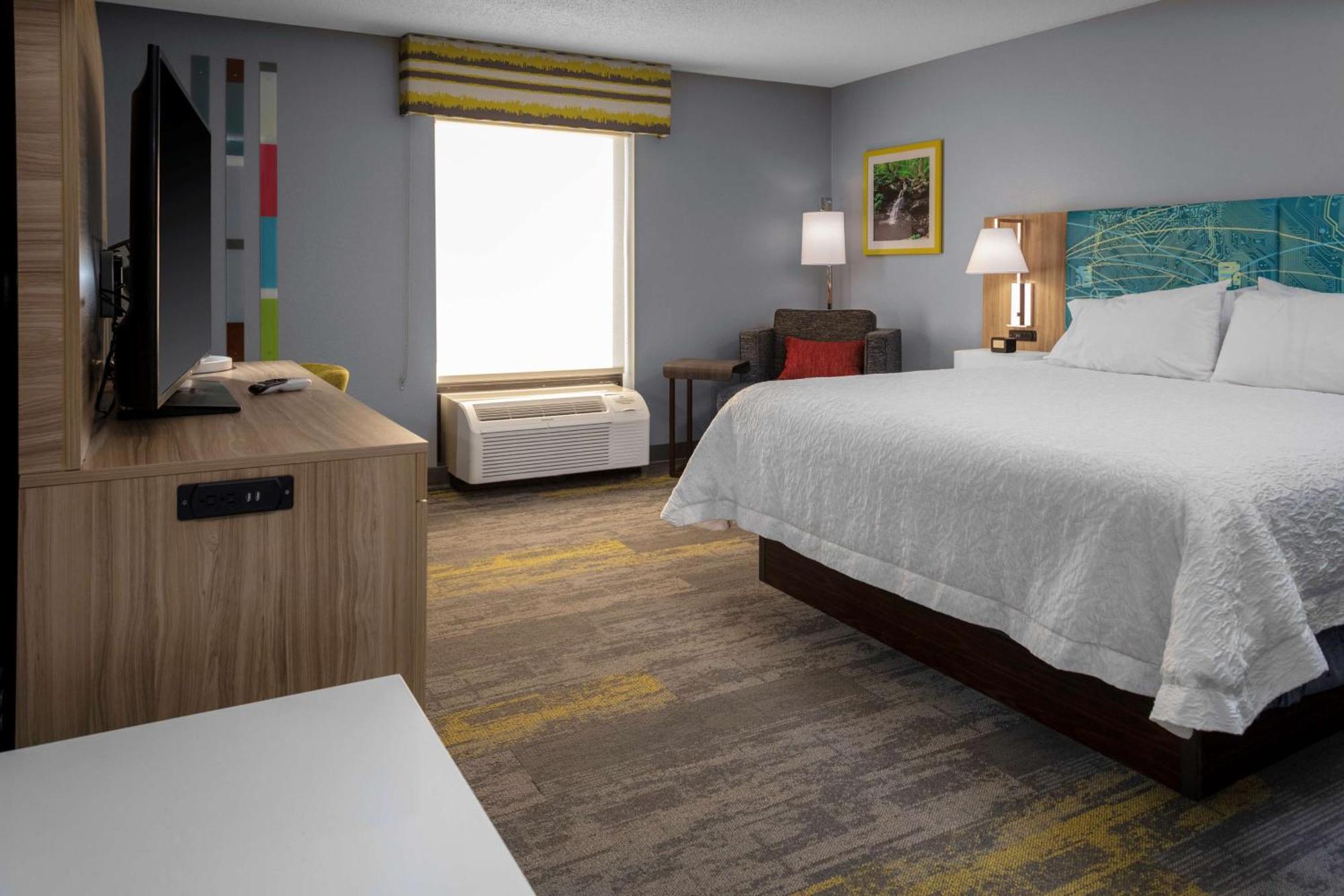 Hampton Inn Gretna - Smith Mountain Lake Exterior photo