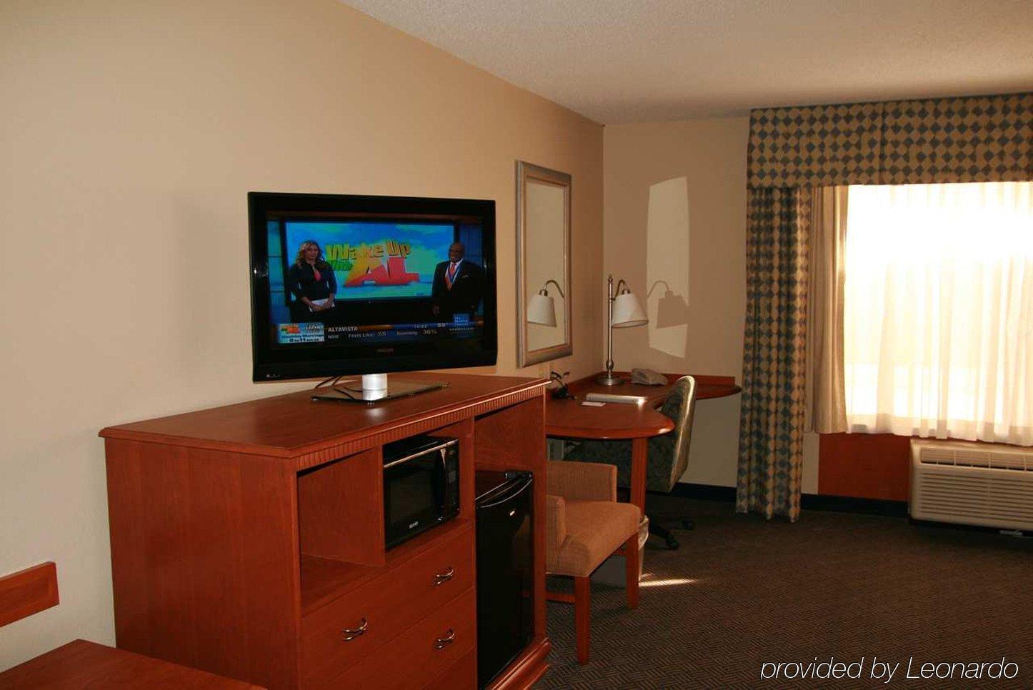 Hampton Inn Gretna - Smith Mountain Lake Room photo